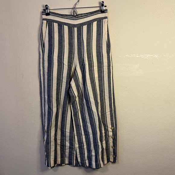 Madewell Side-Button Huston Pull-on Crop Pant - Picture 2 of 7